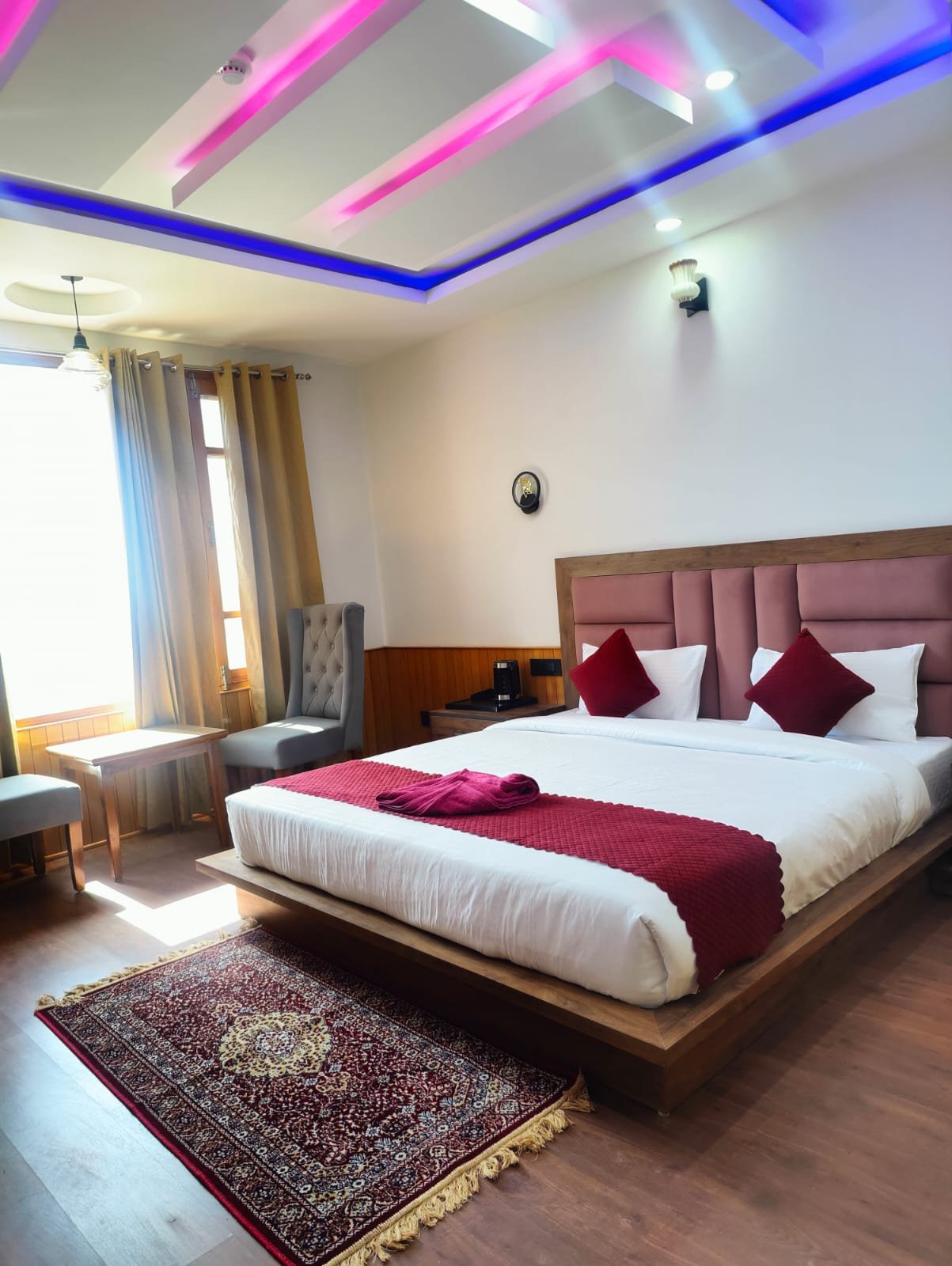 Single Sharing Room